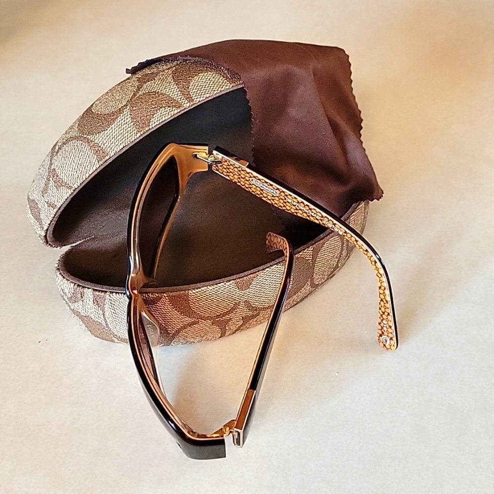 Coach sunglasses - Picture 2 of 3